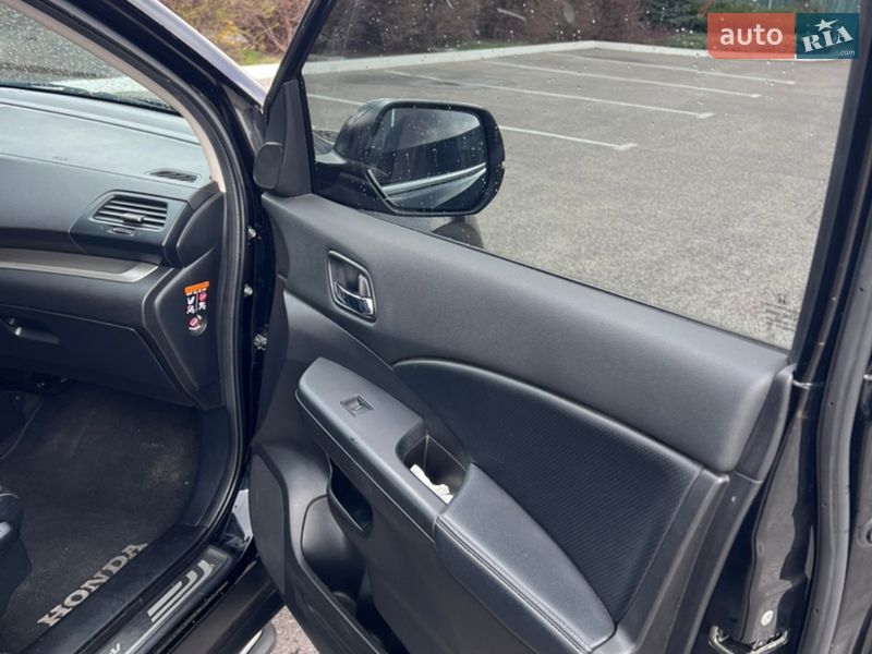 Внедорожник / Кроссовер Honda CR-V 2013 в Полтаве