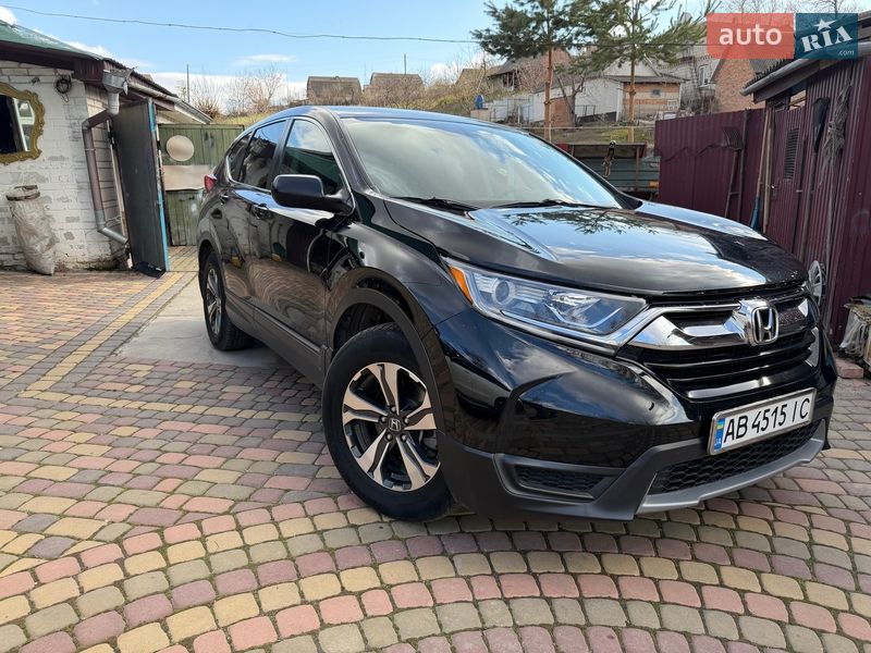 Внедорожник / Кроссовер Honda CR-V 2019 в Липовце