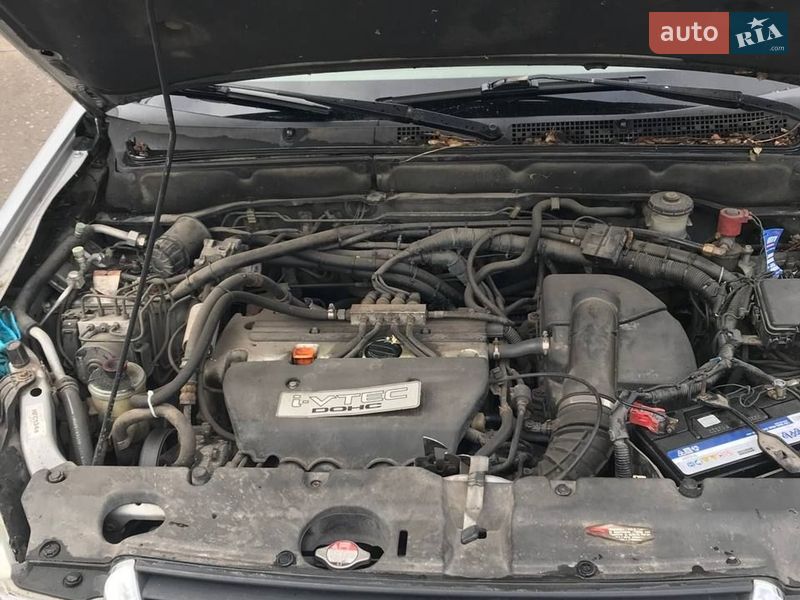 Позашляховик / Кросовер Honda CR-V 2003 в Києві