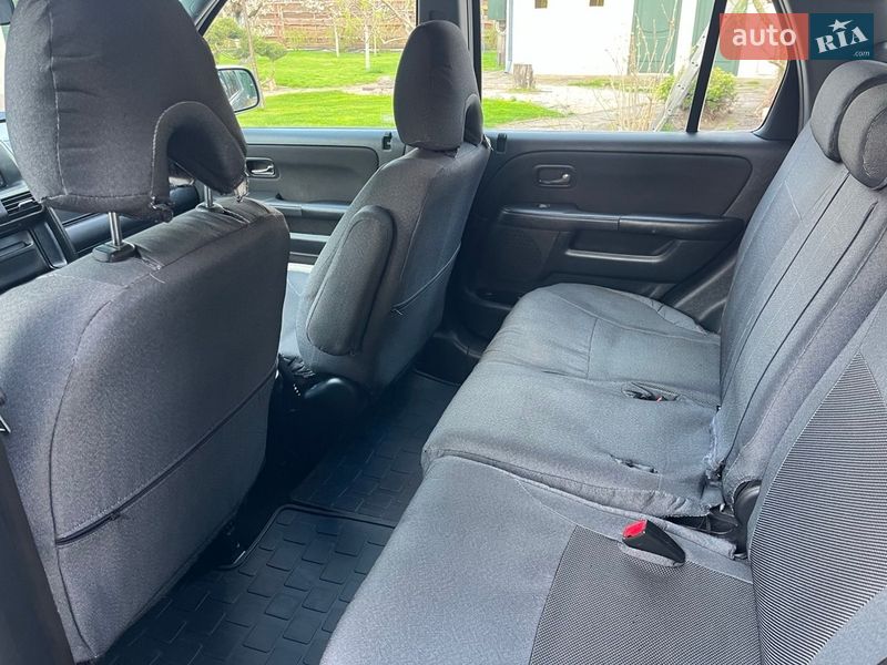 Внедорожник / Кроссовер Honda CR-V 2005 в Днепре фото 7 Внедорожник / Кроссовер Honda CR-V 2005 в Днепре