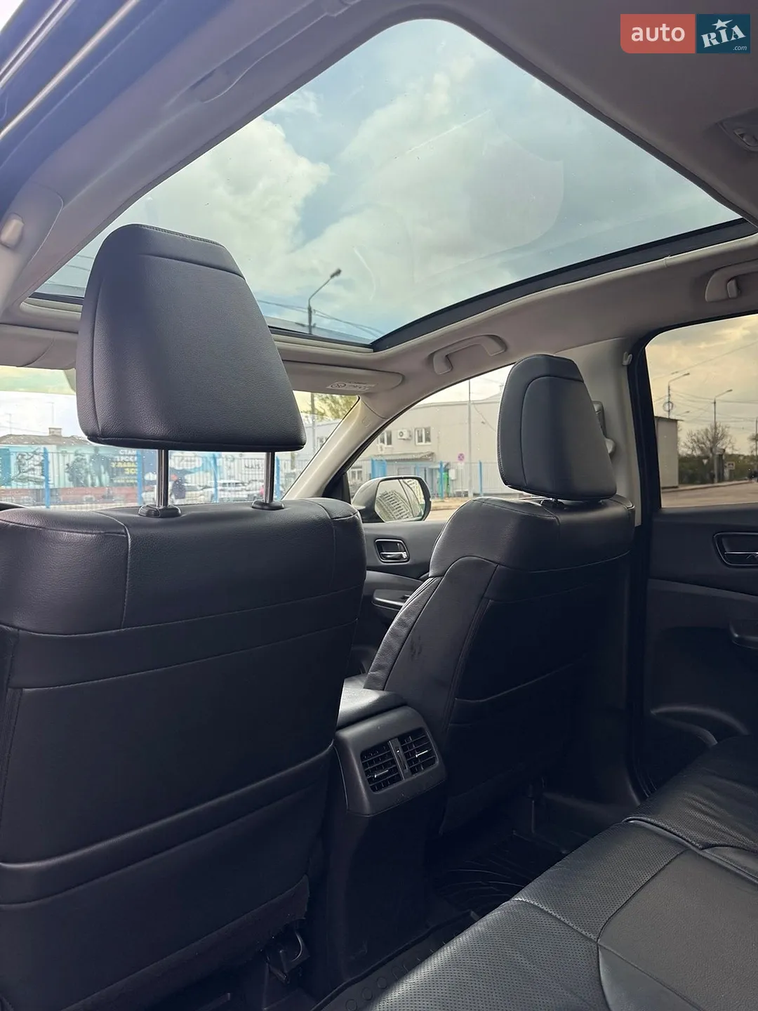 Honda CR-V 2014 VIN SHSRE6890EU000594 фото оголошення 16 з 23