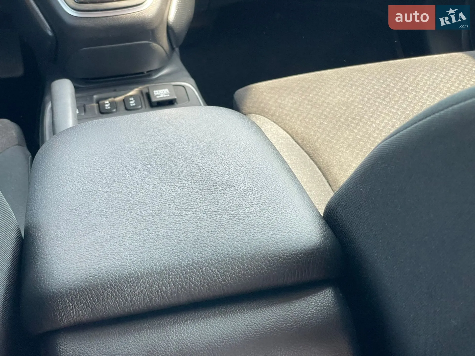 2015 Honda CR-V - мініатюра 29