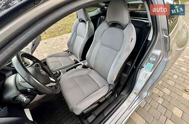 Хэтчбек Honda CR-Z 2011 в 