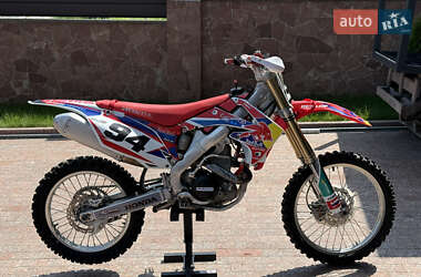 Мотоцикл Кросс Honda CRF 250R 2013 в 