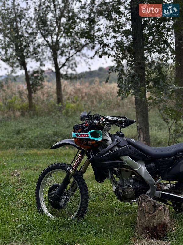 Мотоцикл Кросс Honda CRF 250R 2009 в Авангарде