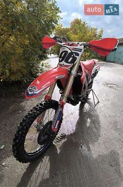 Мотоцикл Кросс Honda CRF 250R 2021 в 