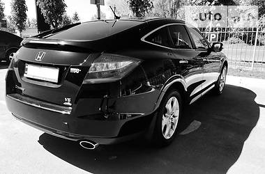 Внедорожник / Кроссовер Honda Crosstour 2011 в Житомире