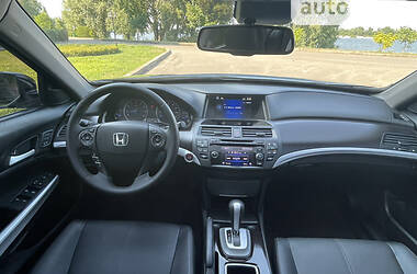 Внедорожник / Кроссовер Honda Crosstour 2013 в Киеве