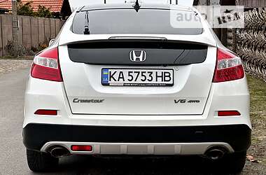 Позашляховик / Кросовер Honda Crosstour 2013 в 