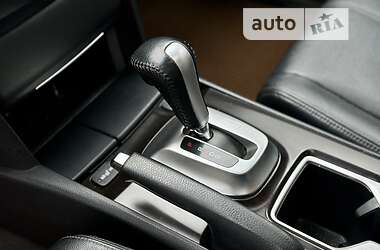 Позашляховик / Кросовер Honda Crosstour 2013 в 