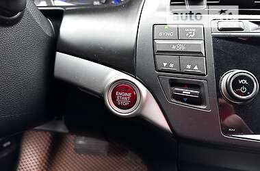 Позашляховик / Кросовер Honda Crosstour 2013 в 