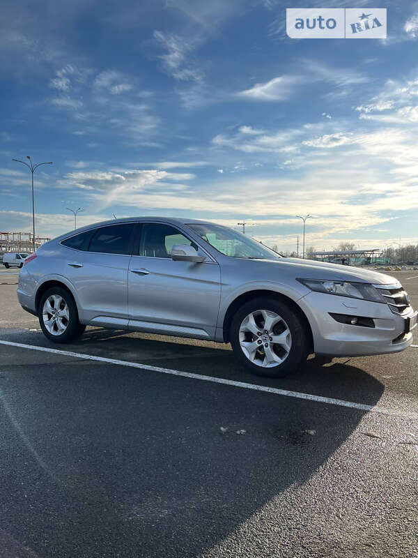 Внедорожник / Кроссовер Honda Crosstour 2011 в Киеве