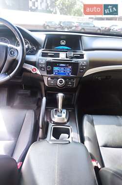 Внедорожник / Кроссовер Honda Crosstour 2013 в Киеве