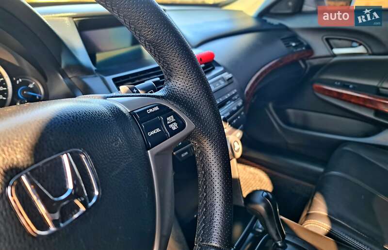 Внедорожник / Кроссовер Honda Crosstour 2011 в Житомире