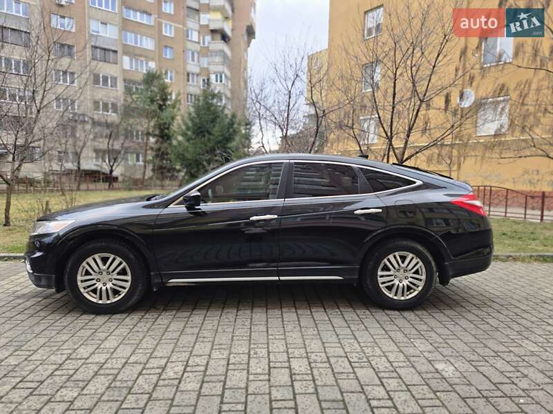 Позашляховик / Кросовер Honda Crosstour 2012 в Івано-Франківську