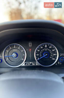 Внедорожник / Кроссовер Honda Crosstour 2013 в 