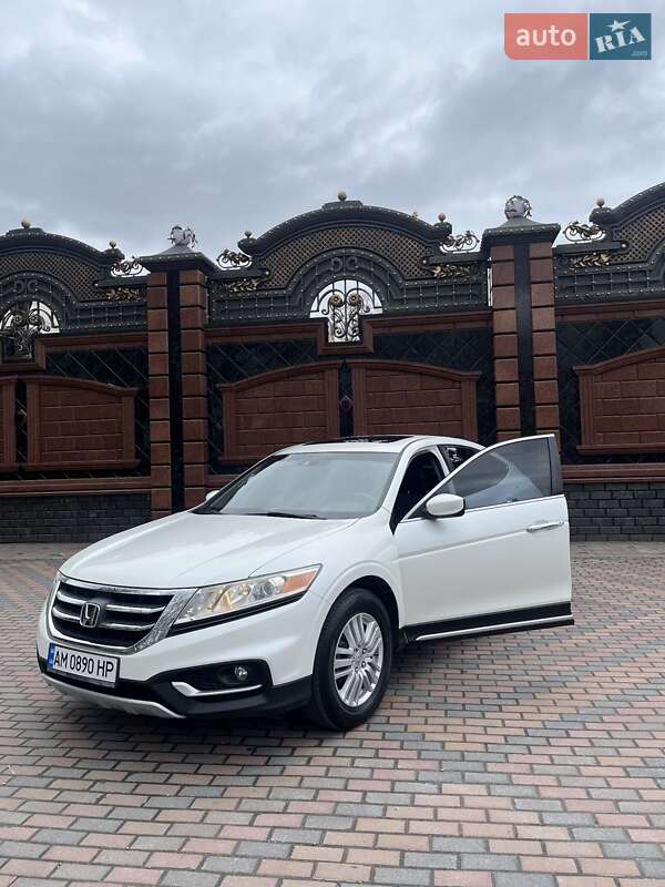 Позашляховик / Кросовер Honda Crosstour 2013 в Звягелі