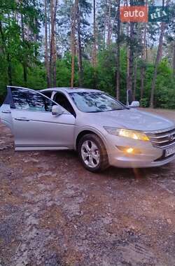 Внедорожник / Кроссовер Honda Crosstour 2011 в 