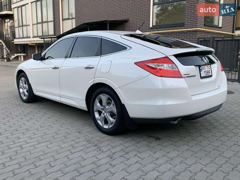 Внедорожник / Кроссовер Honda Crosstour 2010 в Жовкве