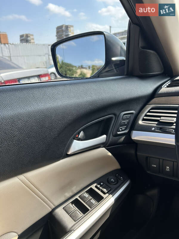 Внедорожник / Кроссовер Honda Crosstour 2015 в Одессе