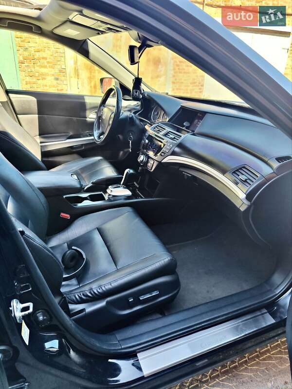 Внедорожник / Кроссовер Honda Crosstour 2013 в Черкассах