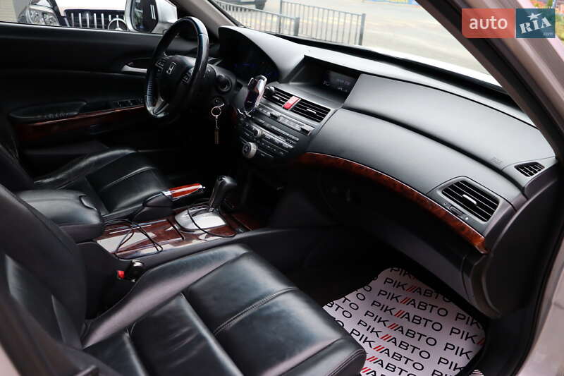 Внедорожник / Кроссовер Honda Crosstour 2011 в Львове