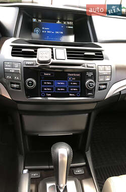Внедорожник / Кроссовер Honda Crosstour 2012 в 