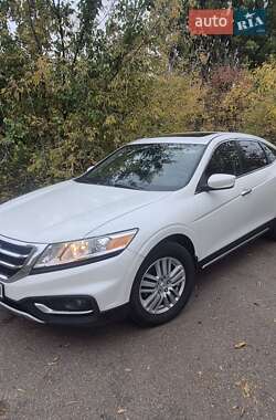 Внедорожник / Кроссовер Honda Crosstour 2013 в 
