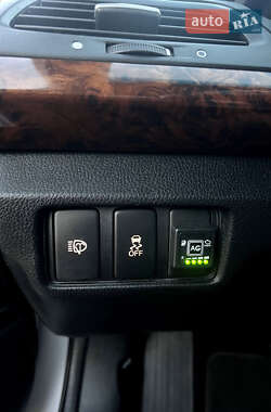 Внедорожник / Кроссовер Honda Crosstour 2012 в 
