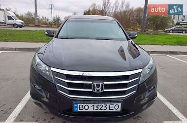 Позашляховик / Кросовер Honda Crosstour 2011 в  фото 2 Позашляховик / Кросовер Honda Crosstour 2011 в
