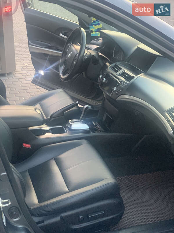 Внедорожник / Кроссовер Honda Crosstour 2014 в Каменском фото 30 Внедорожник / Кроссовер Honda Crosstour 2014 в Каменском