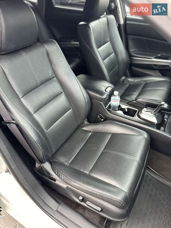 Внедорожник / Кроссовер Honda Crosstour 2013 в Владимире фото 96 Внедорожник / Кроссовер Honda Crosstour 2013 в Владимире