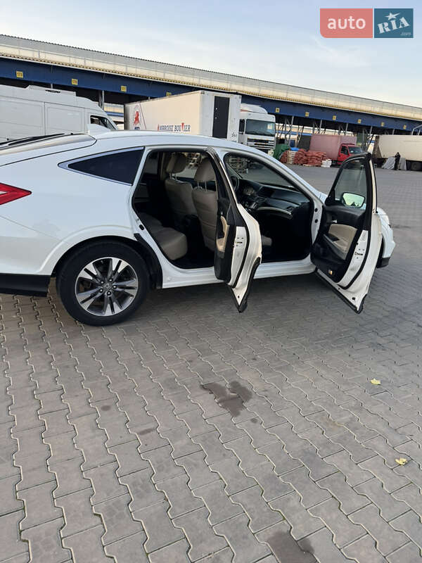 Внедорожник / Кроссовер Honda Crosstour 2013 в Одессе фото 10 Внедорожник / Кроссовер Honda Crosstour 2013 в Одессе