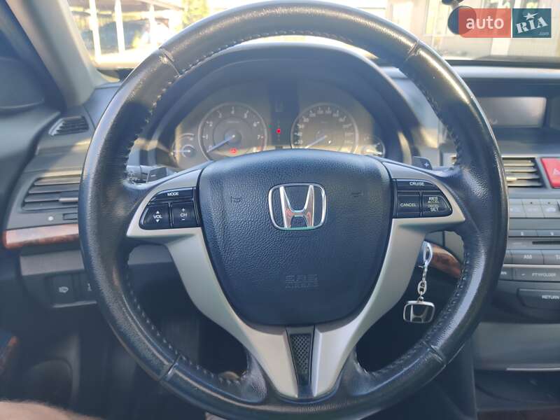 Внедорожник / Кроссовер Honda Crosstour 2011 в Николаеве