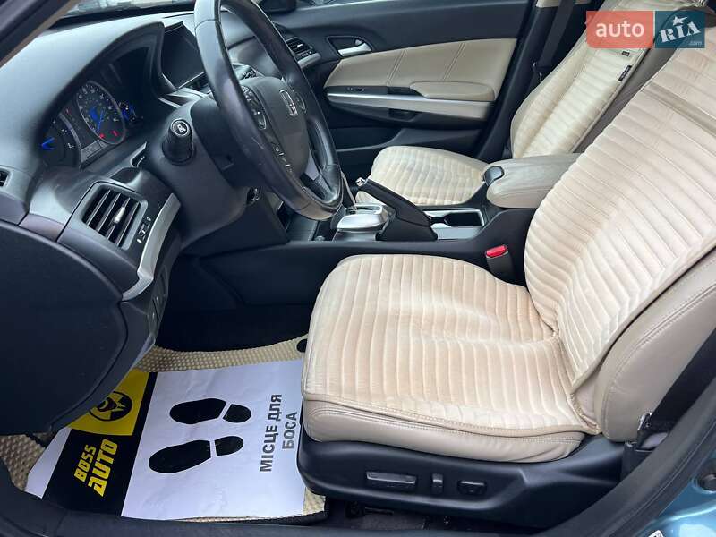 Позашляховик / Кросовер Honda Crosstour 2013 в Івано-Франківську