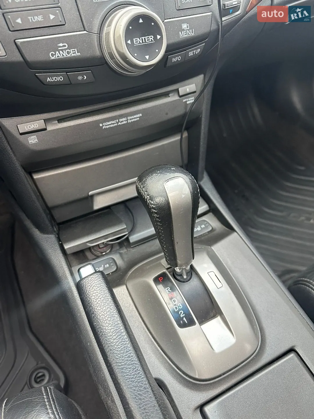 2010 Honda Crosstour - мініатюра 16