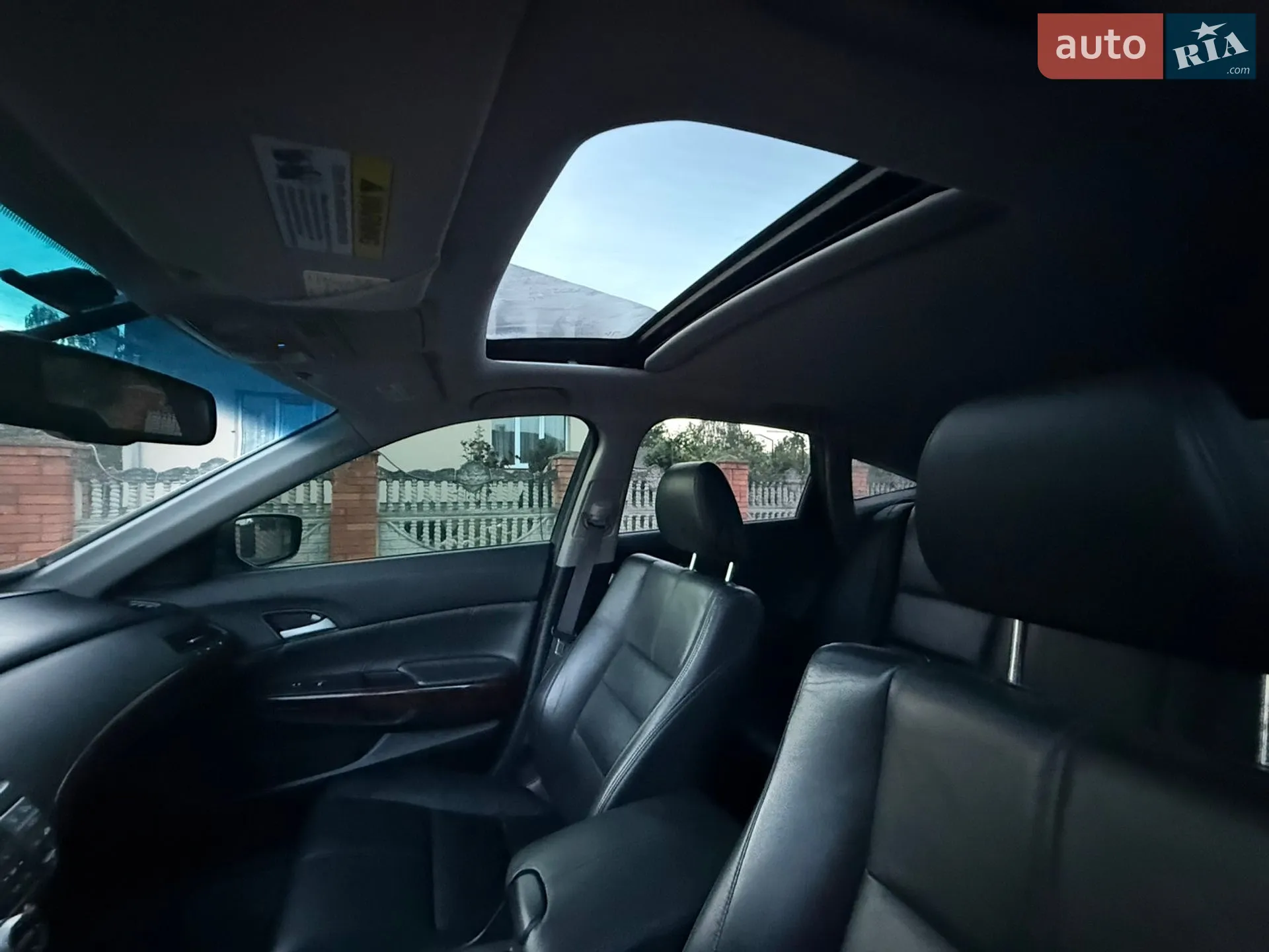 2012 Honda Crosstour - мініатюра 24