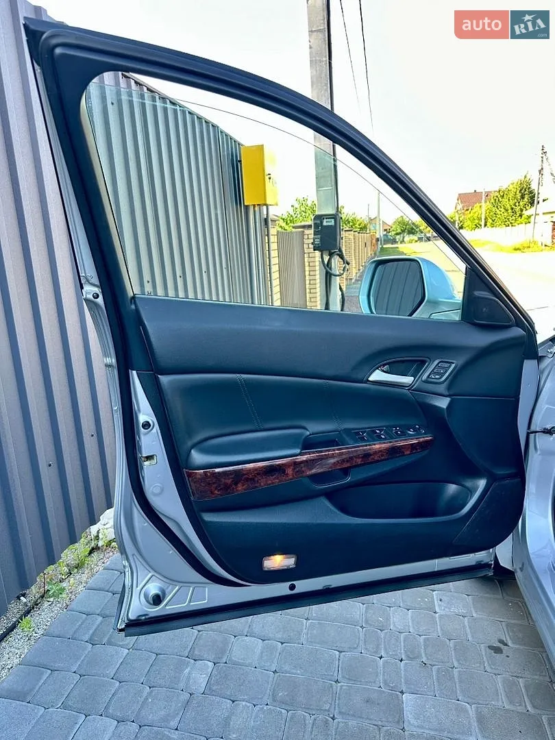 2011 Honda Crosstour - мініатюра 29