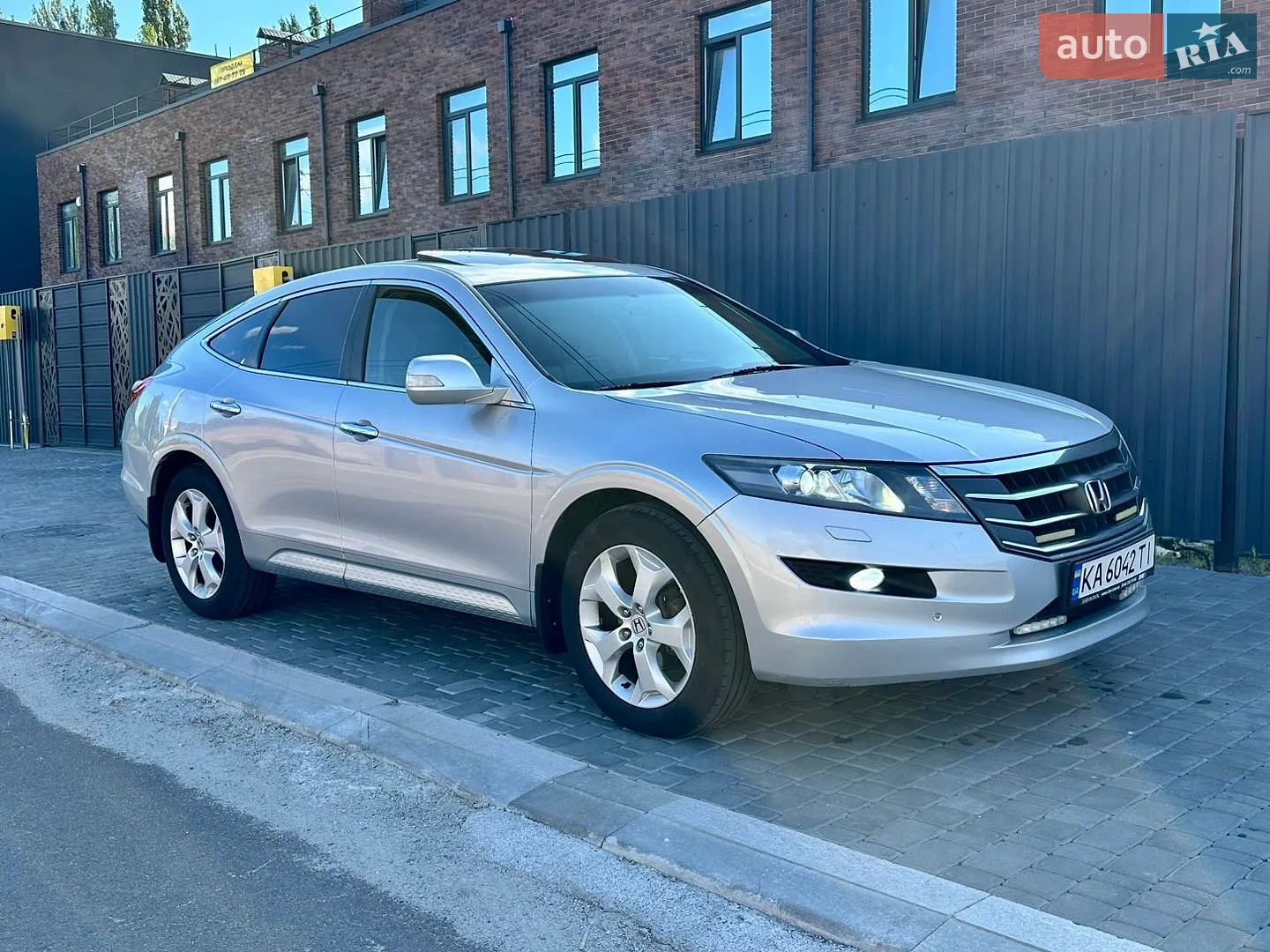 2011 Honda Crosstour - мініатюра 2