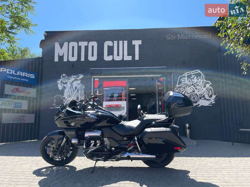 Мотоцикл Туризм Honda CTX 1300 2014 в Дніпрі
