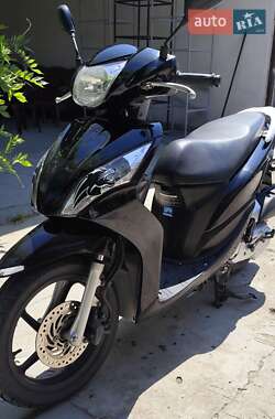 Макси-скутер Honda Dio 110 JF58 2011 в Виноградове