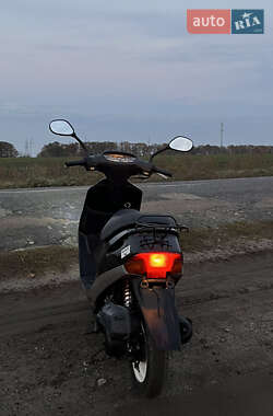 Скутер Honda Dio AF-27 1996 в  фото 13 Скутер Honda Dio AF-27 1996 в