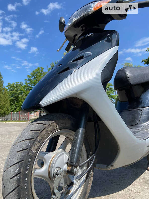 Макси-скутер Honda Dio AF-34 2004 в Бучаче
