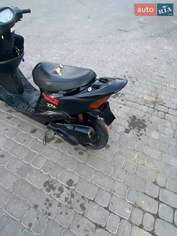 Мопеди Honda Dio AF-34 2004 в Іллінцях