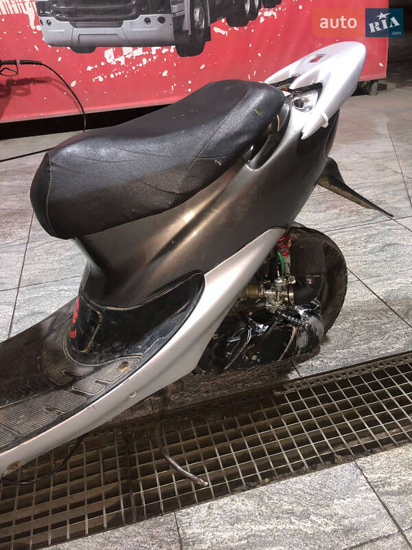 Мопеды Honda Dio AF-34 2002 в Могилев-Подольске