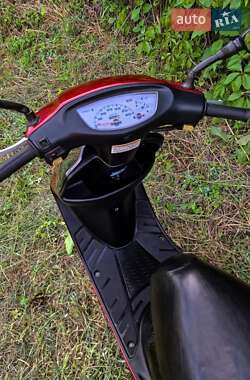 Грузовые мотороллеры, мотоциклы, скутеры, мопеды Honda Dio AF-34 2004 в 