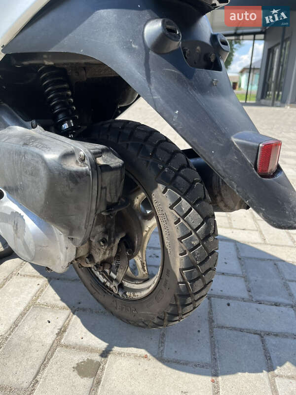 Мопеды Honda Dio AF-34 2004 в Шептицькому