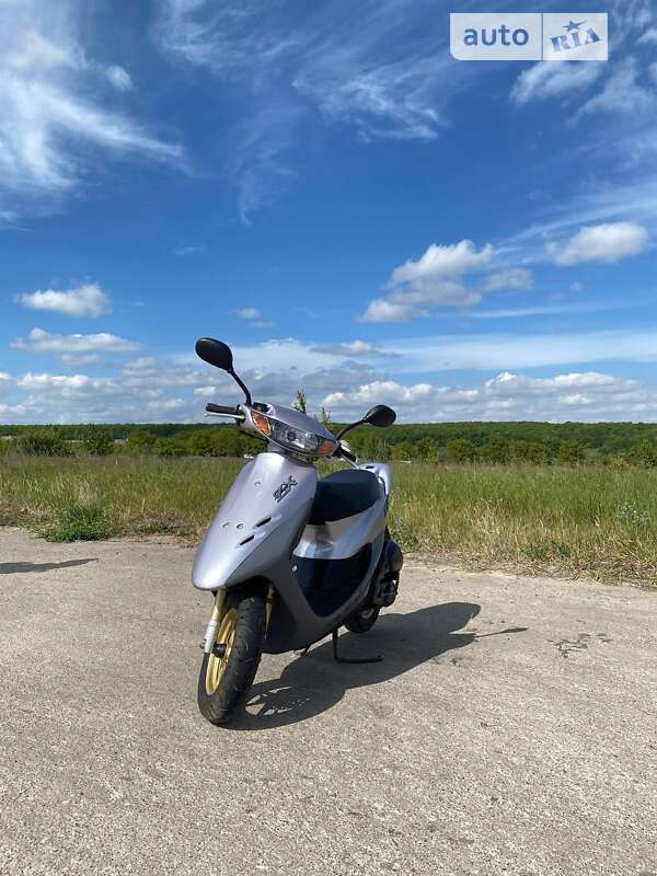 Мопеди Honda Dio AF-35 2001 в Бару