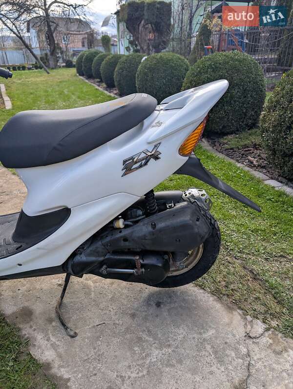 Скутер Honda Dio AF-35 2004 в Болехові фото 4 Скутер Honda Dio AF-35 2004 в Болехові