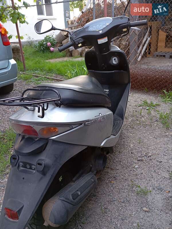 Грузовые мотороллеры, мотоциклы, скутеры, мопеды Honda Dio AF-35 2004 в Бобровице